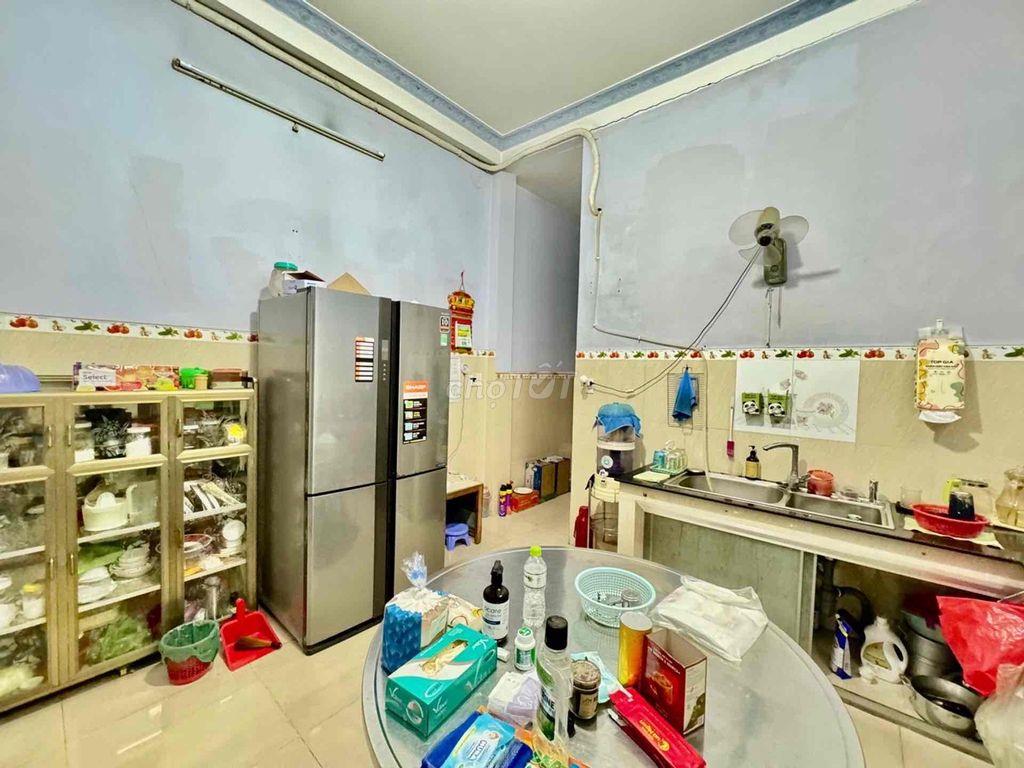 Bán gấp nhà 4PN 75m² hẻm xe hơi Nguyễn Thành Vĩnh, chỉ 5,6 tỷ