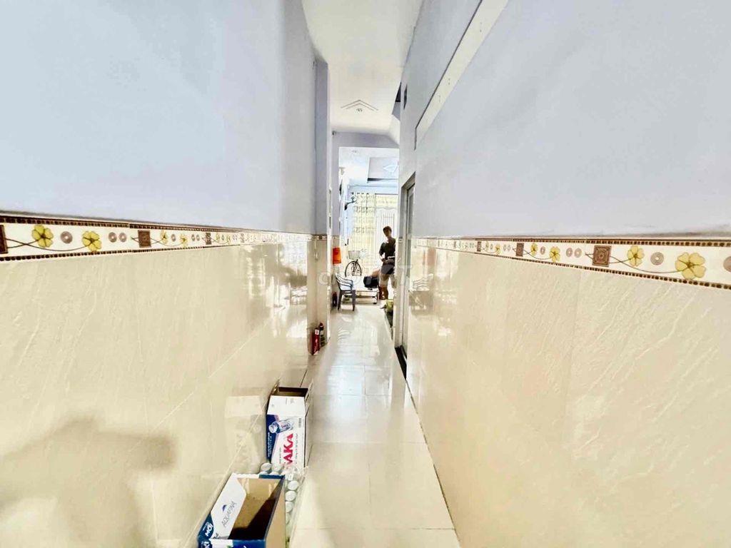 Bán gấp nhà 4PN 75m² hẻm xe hơi Nguyễn Thành Vĩnh, chỉ 5,6 tỷ