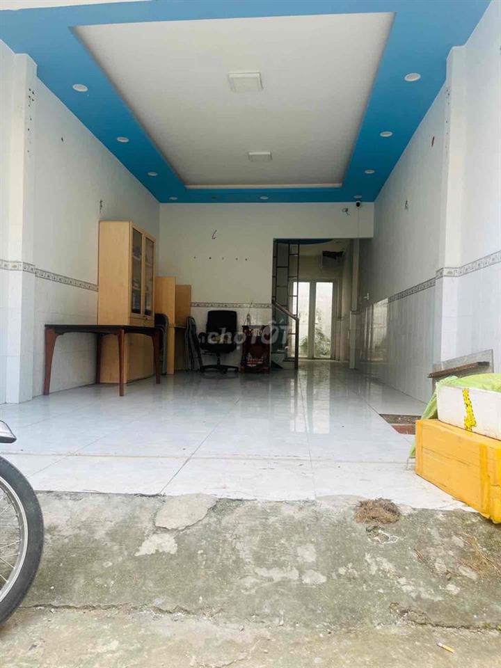 Nhà 2 tầng Tân Thới Hiệp 4x15m SHR, sân sau thoáng chỉ 3,3 tỷ