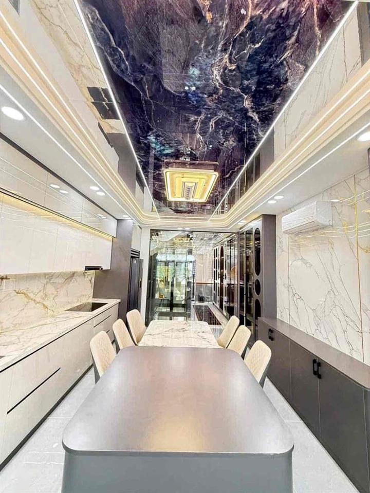 Mặt tiền Thạnh Xuân 21, 6 tầng thang máy, 103m², 9,59 tỷ
