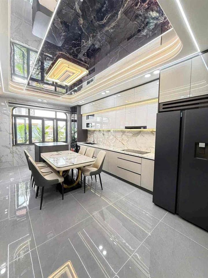 Mặt tiền Thạnh Xuân 21, 6 tầng thang máy, 103m², 9,59 tỷ