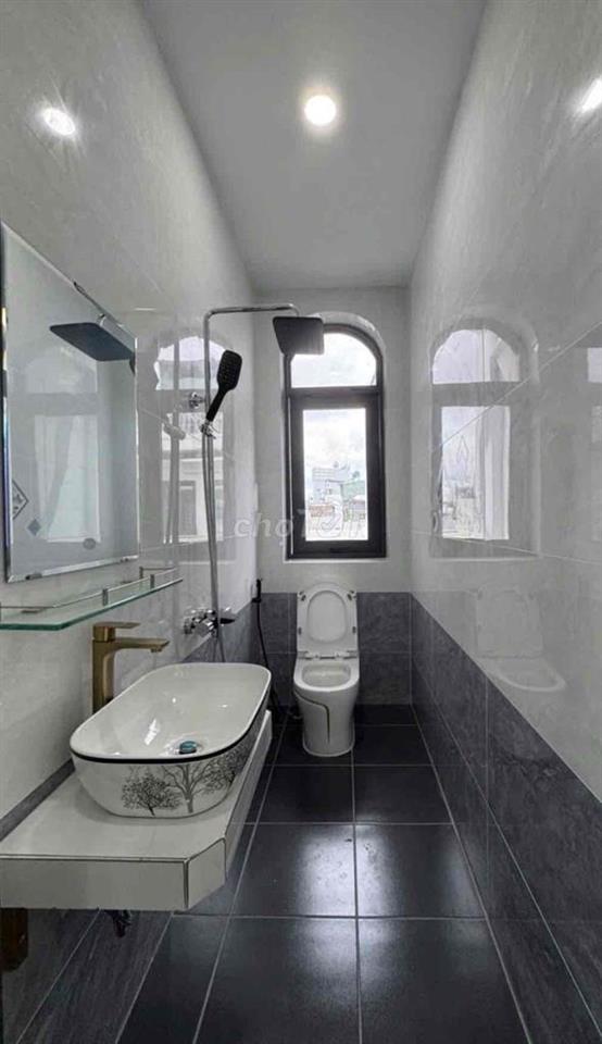 Hiếm! Nhà mới 5x15m, 4PN, full nội thất, ô tô tránh, 6,78 tỷ