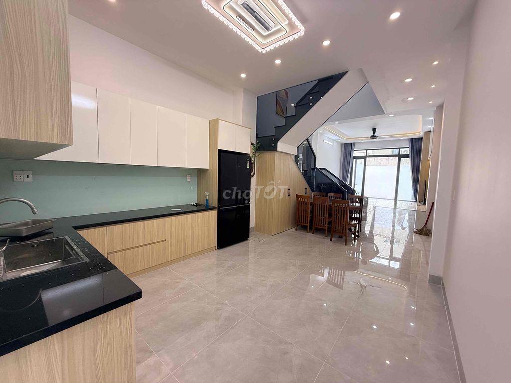 NHÀ MỚI GIÁ Q12 _GẦN BẾN XE BUÝT HIỆP THÀNH _ SÁT LÊ VĂN KHƯƠNG_ 4,79