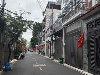 Hot! Nhà 4 tầng 60m², ô tô vào nhà, đối diện Hiệp Thành City, 5,7 tỷ