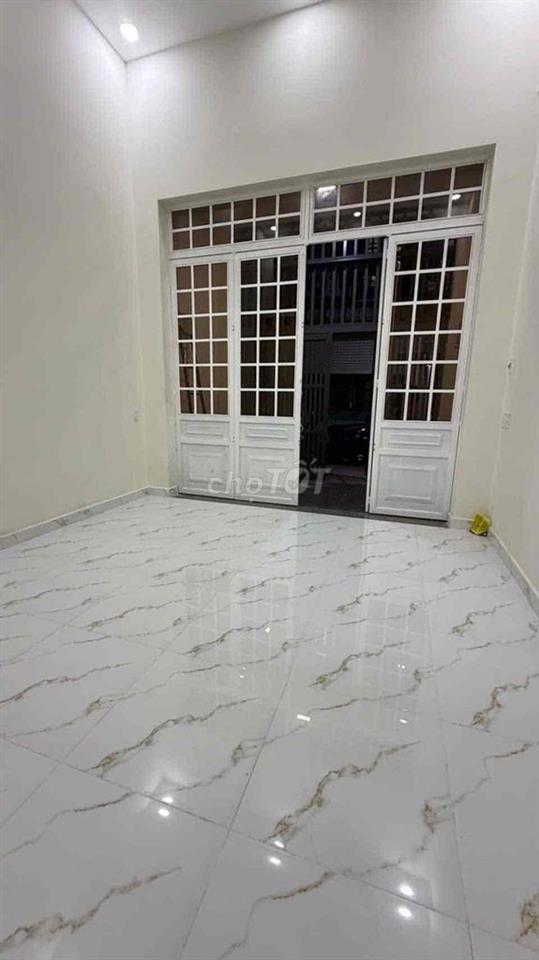 NHÀ GIÁ TỐT Q12_GẦN BẾN XE BUÝT HIỆP THÀNH_SÁT LÊ VĂN KHƯƠNG_DT:4x12