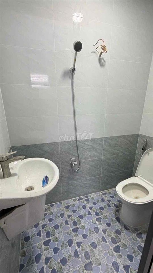 NHÀ GIÁ TỐT Q12_GẦN BẾN XE BUÝT HIỆP THÀNH_SÁT LÊ VĂN KHƯƠNG_DT:4x12