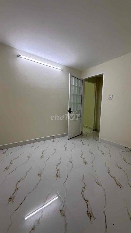NHÀ GIÁ TỐT Q12_GẦN BẾN XE BUÝT HIỆP THÀNH_SÁT LÊ VĂN KHƯƠNG_DT:4x12