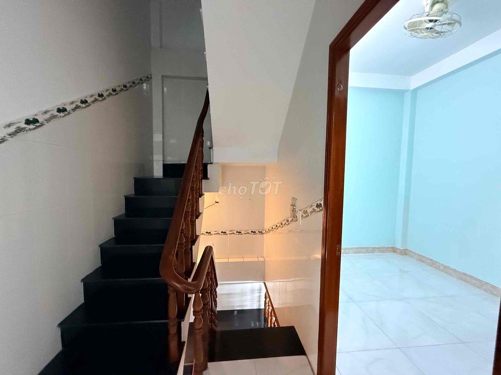 NHÀ ĐẸP TÂN THỚI HIỆP21 – 4,5x10 – 4TẦNG – 4PN - 3WC - 2 SÂN THƯỢNG