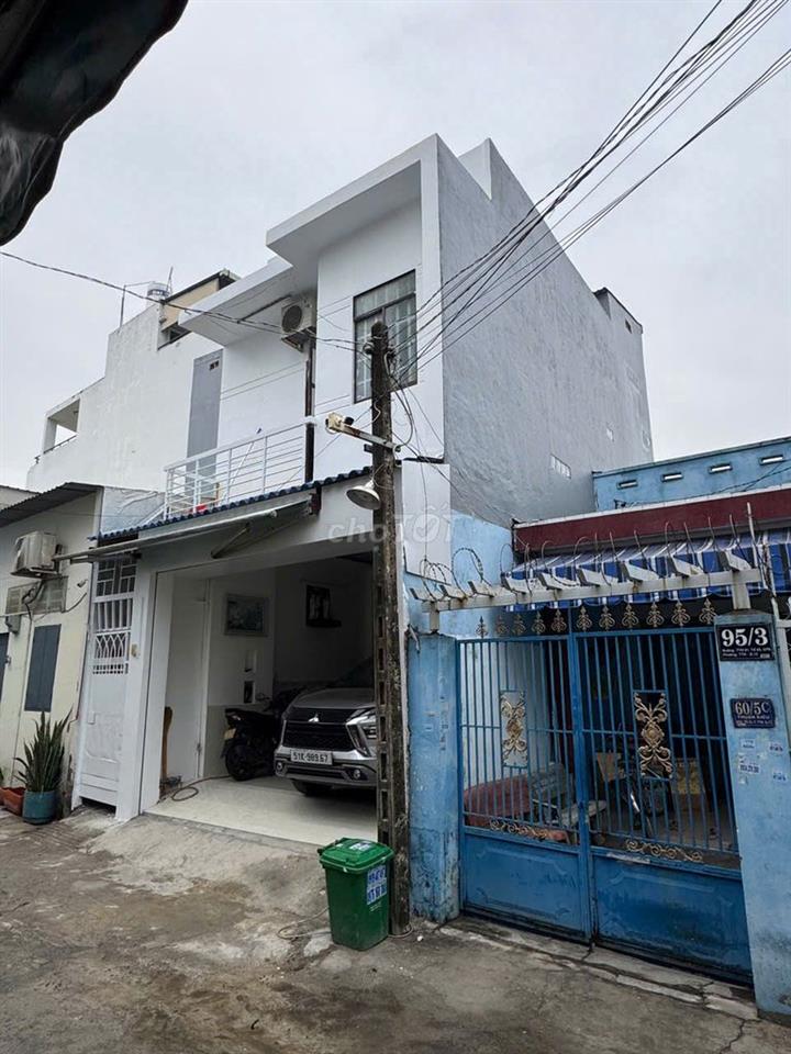 cần bán để chuyển đến vị trí gần trường học của các con
