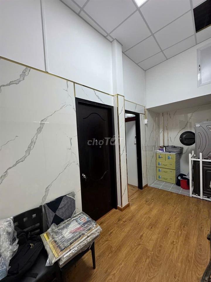 cần bán để chuyển đến vị trí gần trường học của các con