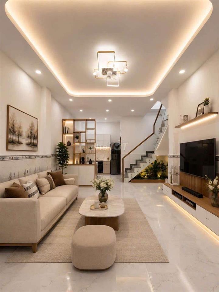 NHÀ TRỆT LẦU MỚI SỬA  ÐẸP 2PN 2WC 