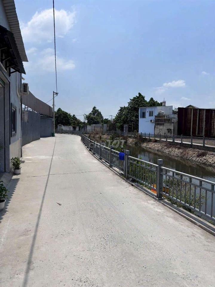 SHC 4×10 HẺM  THÔNG  2PN 2WC
