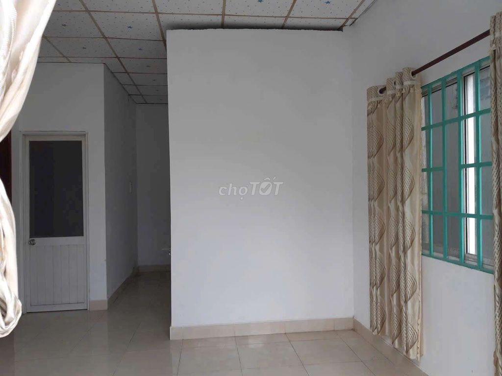 SHR 64M NHÀ CẤP BỐN  HẺM  XE HƠI 