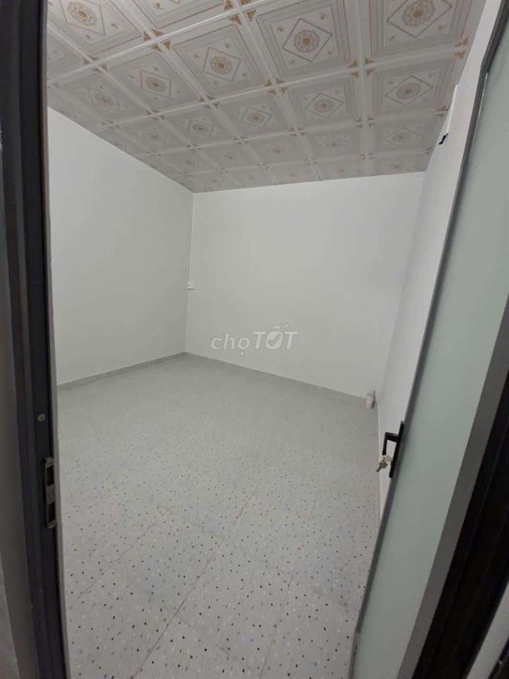 BÁN GẤP  HẺM XE HƠI  CẤP BỐN 2PN