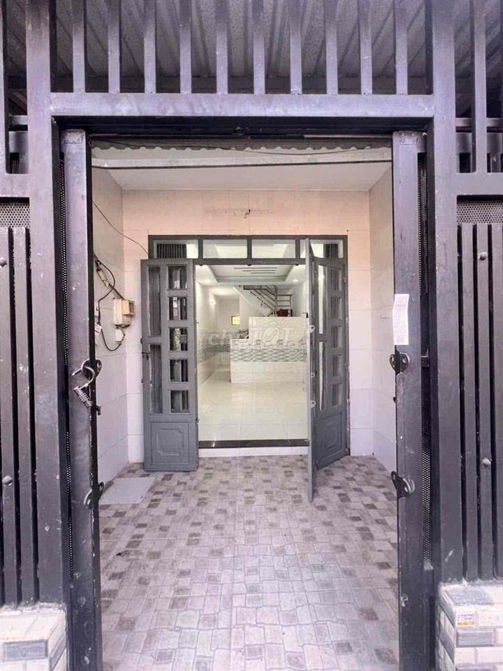 Bán Nhà Sổ Hồng Chung 1tỷ350tr.