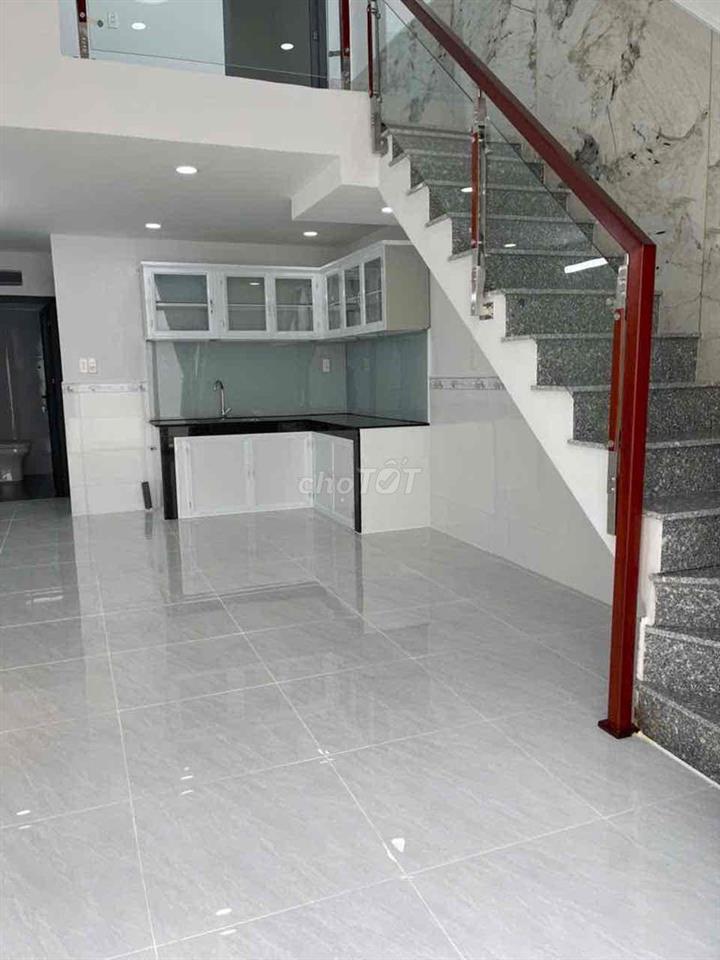 Bán Nhà 4x10,đúc lửng,1tỷ850tr ,Sổ chung,Hiệp thành 43.q12