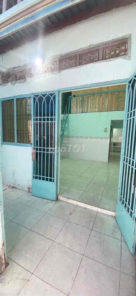 Cho thuê nhà 4x11,lửng,5tr/th,hiệp thành 45.lê văn khương