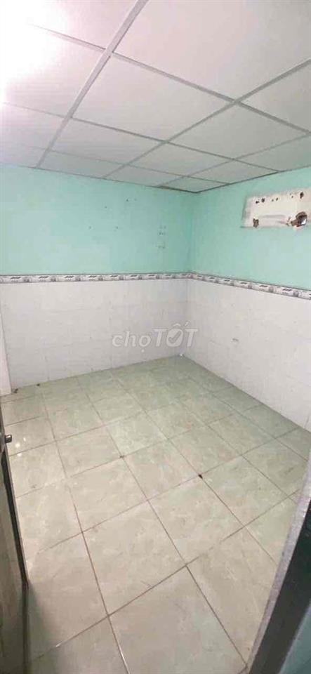 Cho thuê nhà 4x11,lửng,5tr/th,hiệp thành 45.lê văn khương