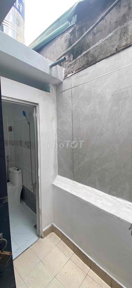 Bán Nhà Sổ Chung Sát MT hiệp thành 45,3.3x12,3lầu,2tỷ850tr,