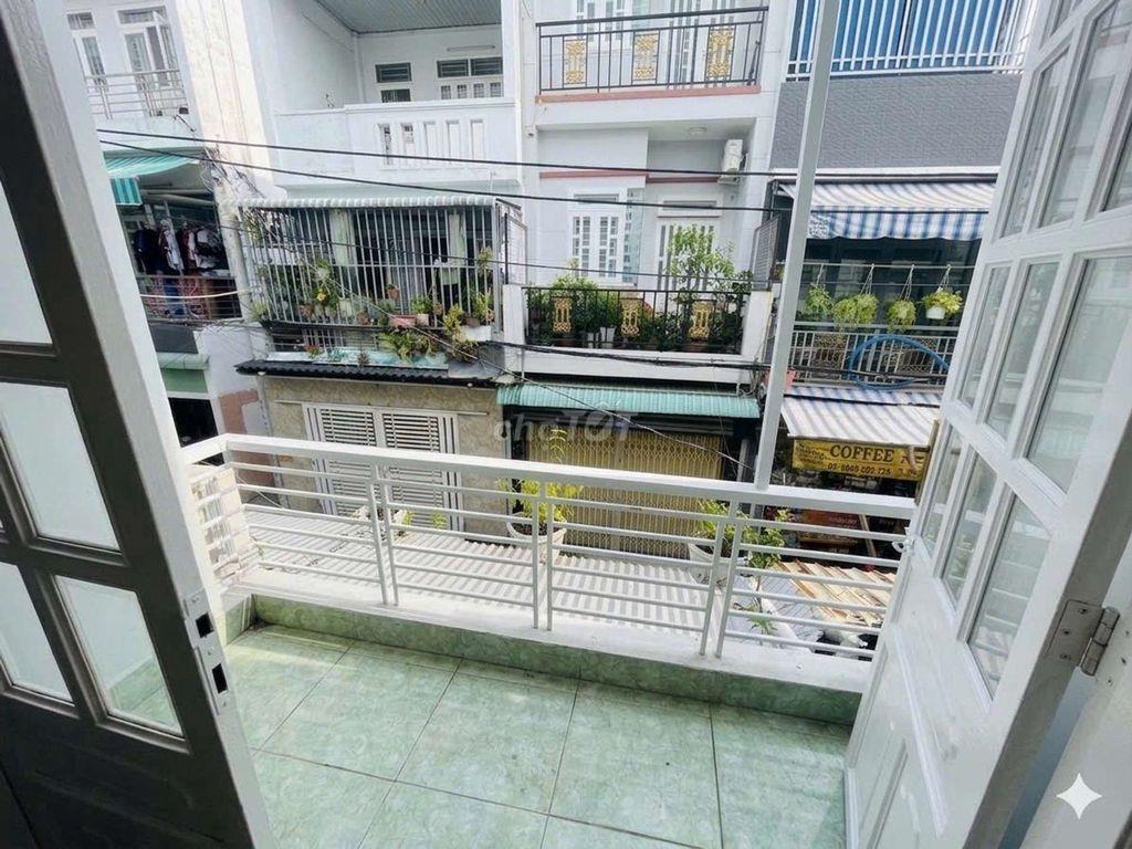GIẢM 300TR-BÁN NHÀ 2 TẦNG-HẺM XE HƠI-5.6X10-TÂN THỚI HIỆP20-QUẬN 12.