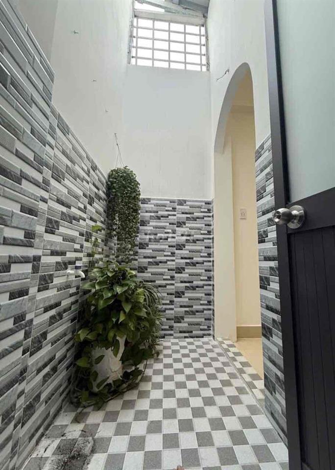 nhà 3PN, đường thông, khu dân cư