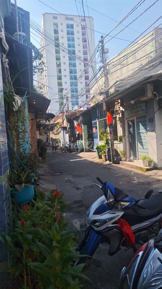 Nhà Quận 12 hẻm xe hơi phường Tân Thới Nhất ( cũ )