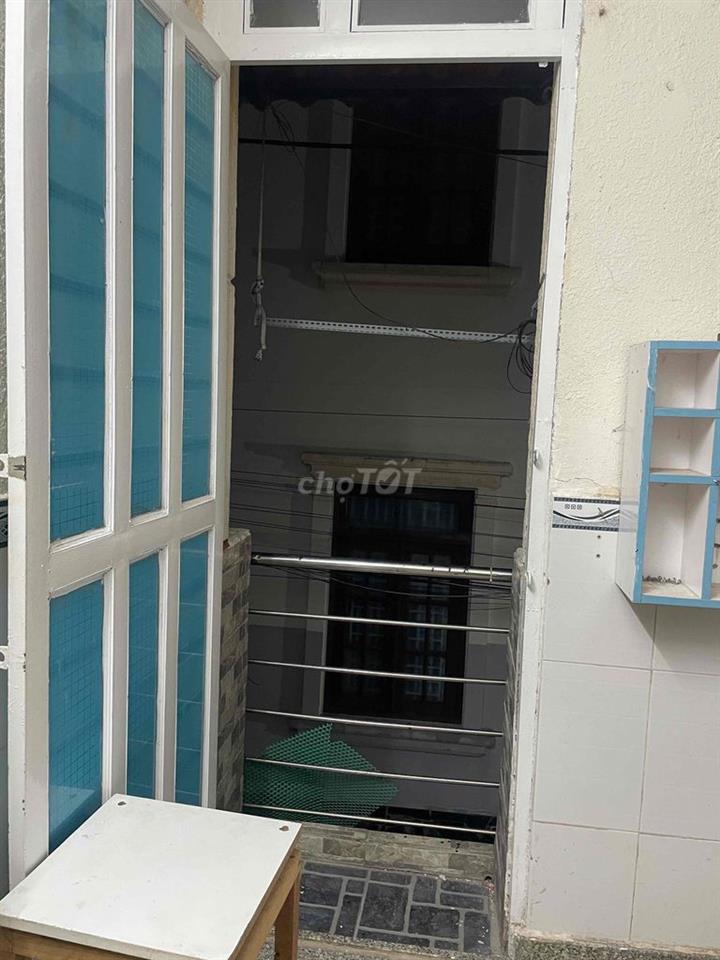 cần bán nhà Quận 12