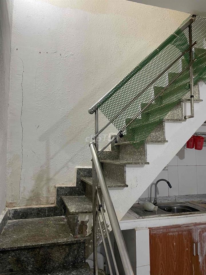 cần bán nhà Quận 12