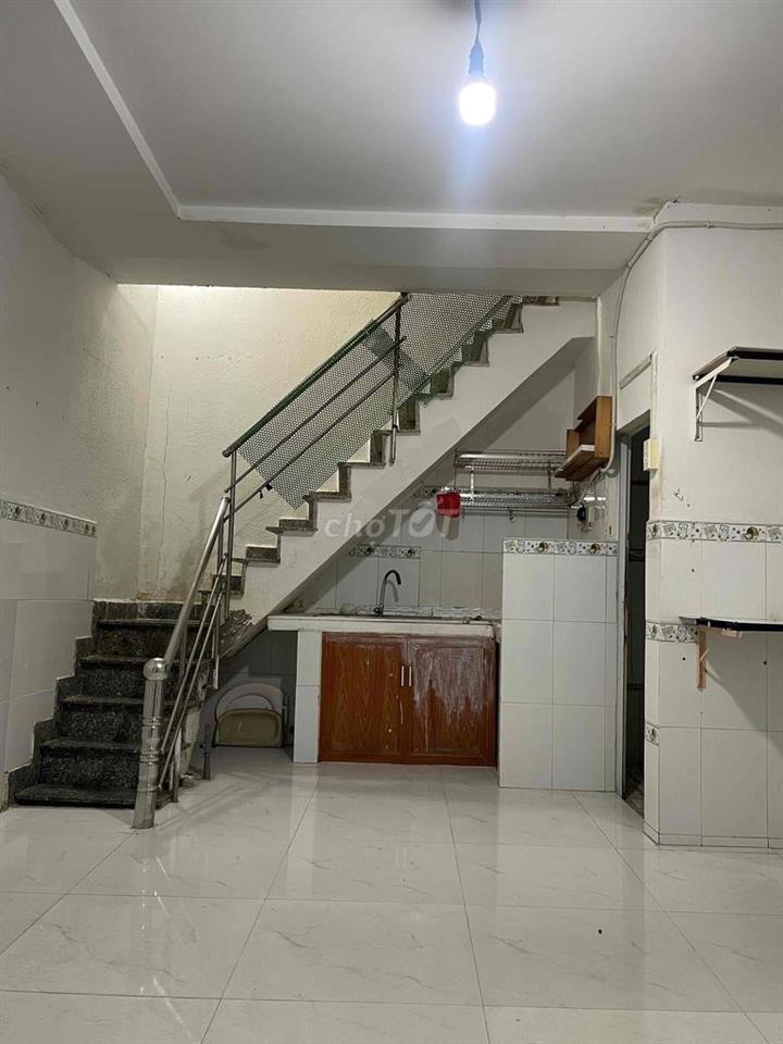cần bán nhà Quận 12