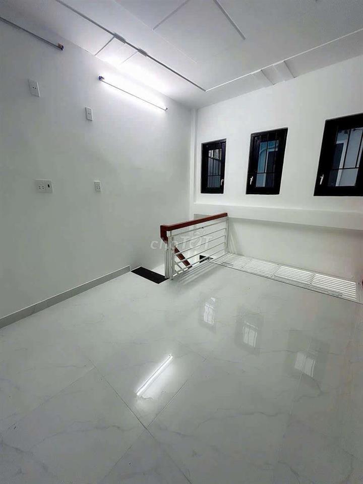 Nhà xinh mới xây có sổ hồng