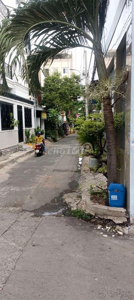 Ngang 7.5m - TÂN THỚI NHẤT 13B, KHU BÀN CỜ LẠC QUANG - Bán Nhà có TL