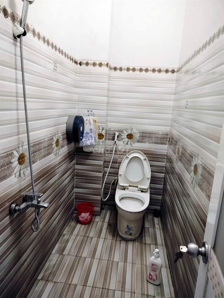 Chính chủ bán nhà phố đẹp – Hẻm ô tô – Nhà rộng, khu dân cư yên tĩnh