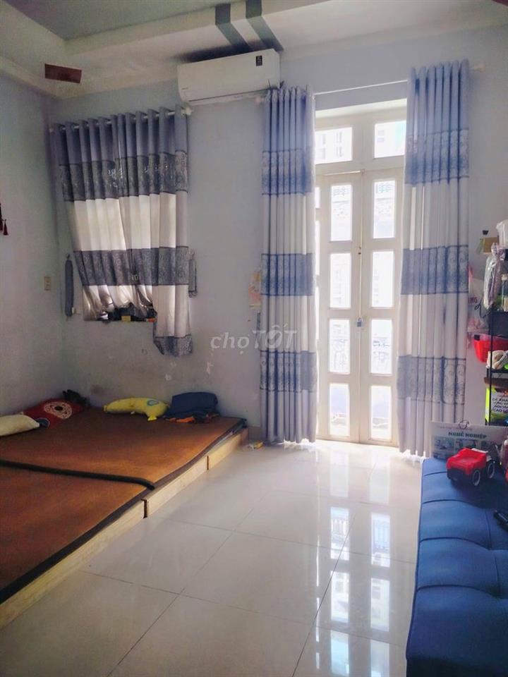 Chính chủ bán nhà phố đẹp – Hẻm ô tô – Nhà rộng, khu dân cư yên tĩnh