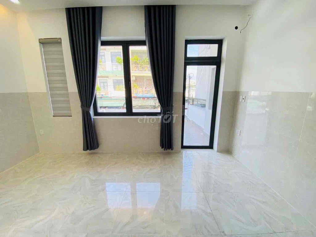 nhà mặt tiền kinh doanh buôn bán 5 x14 nhà 3 lầu 5pn 5wc