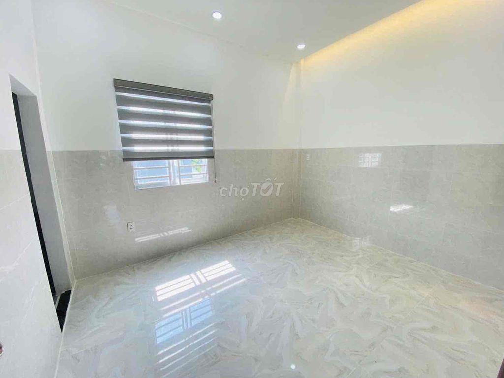 nhà mặt tiền kinh doanh buôn bán 5 x14 nhà 3 lầu 5pn 5wc