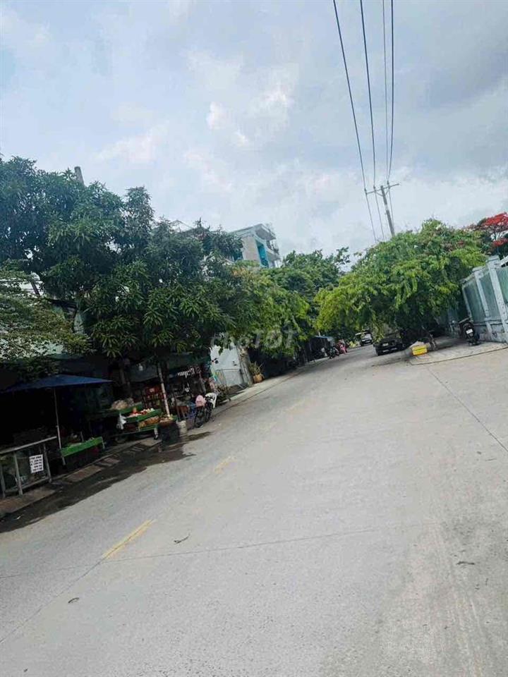 Đất mặt tiền thạnh xuân 24 đường rộng 12m diện tích 84m thổ cư