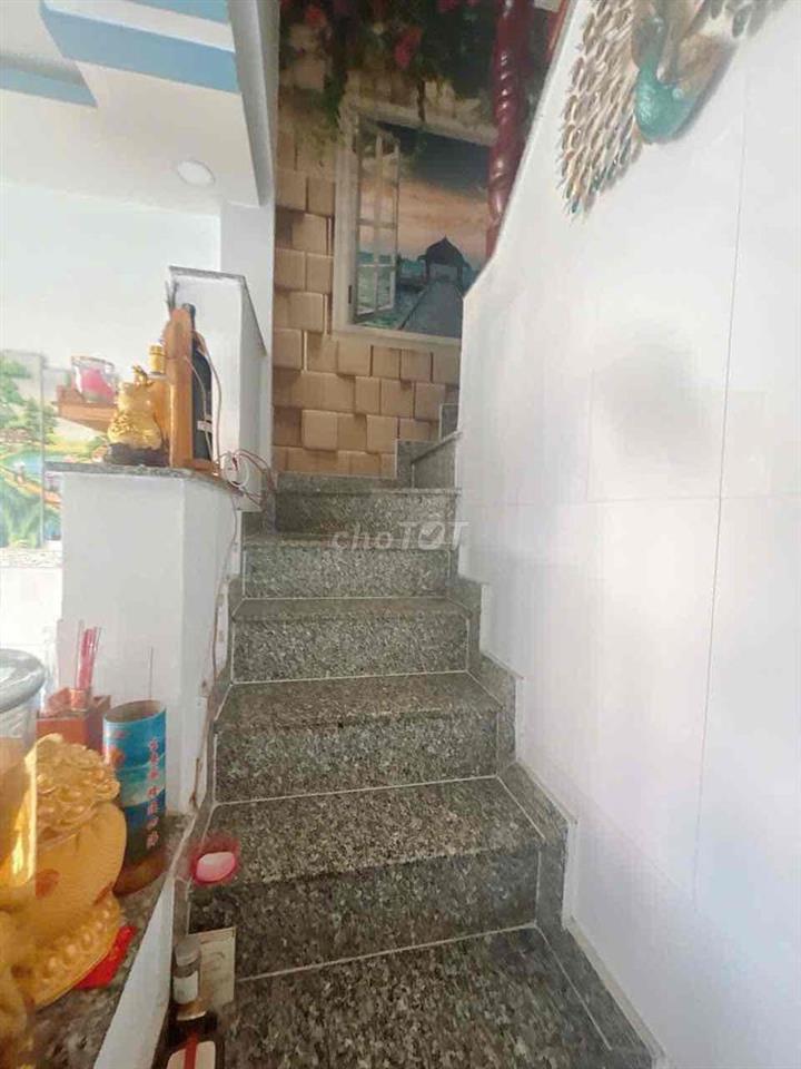 bán nhà 4 x9 nhà 1 lầu 2 pn 21 wc sổ chung vi bằng giá 1.550 ty