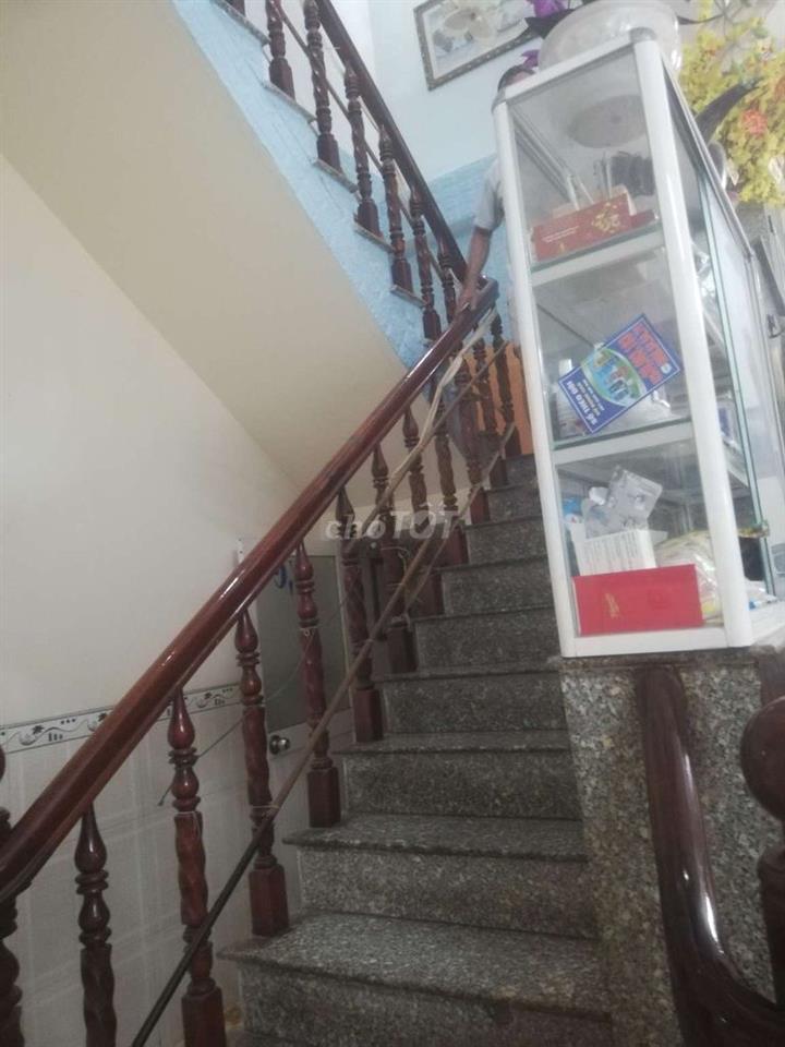 Nhà bán mặt tiền đường TA 10  Phuong Thoi An Q12 dt 120m