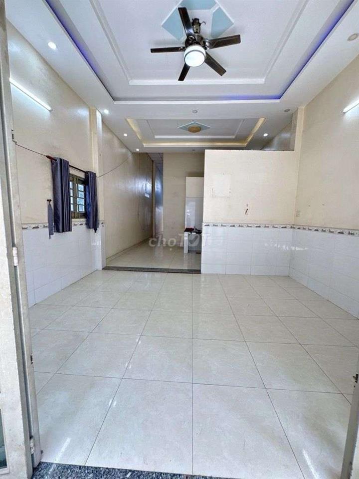 BÁN NHÀ CẤP BỐN DT 5X22 ĐƯỜNG ĐÔNG HƯNG THUẬN 42 PHƯỜNG ĐÔNGHƯNGTHUẬN