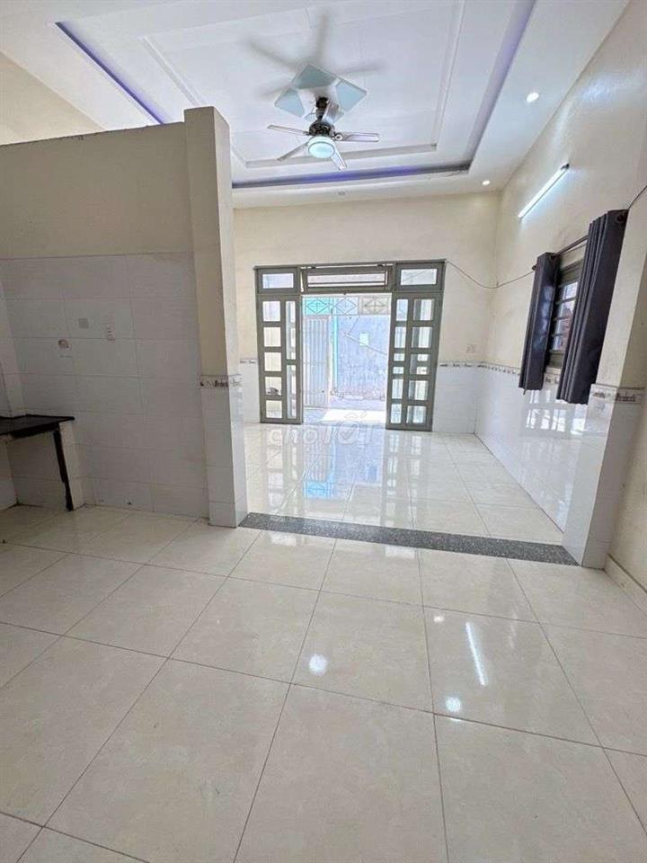 BÁN NHÀ CẤP BỐN DT 5X22 ĐƯỜNG ĐÔNG HƯNG THUẬN 42 PHƯỜNG ĐÔNGHƯNGTHUẬN