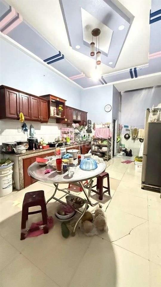 BÁN NHÀ 3 TẦNG DT 4 X27 HẺM XE HƠIĐƯỜNGHUỲNHTHỊHAI PHƯỜNGTÂNCHÁNHHIỆP