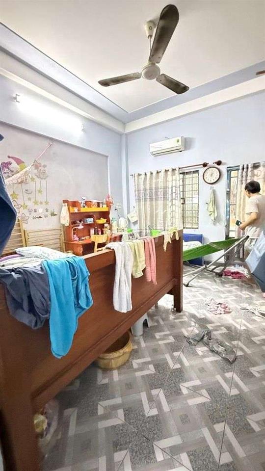 BÁN NHÀ 3 TẦNG DT 4 X27 HẺM XE HƠIĐƯỜNGHUỲNHTHỊHAI PHƯỜNGTÂNCHÁNHHIỆP