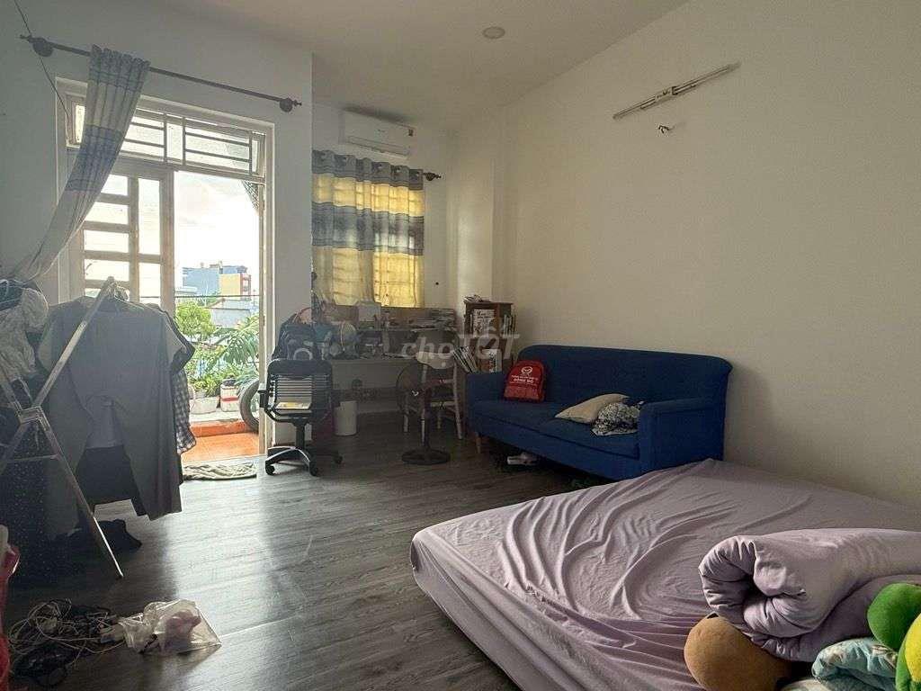 BÁN NHÀ 2 TẦNG DT 4 X 17 HẺM XE HƠI ĐƯỜNG NGAYHIỆPTHÀNH CTY