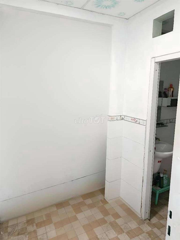 BÁN NHÀ QUẬN 12 DT 4, 5X19 NHÀ 2 TẦNG HẺM ĐƯỜNG NHỰA 6M THÔNG