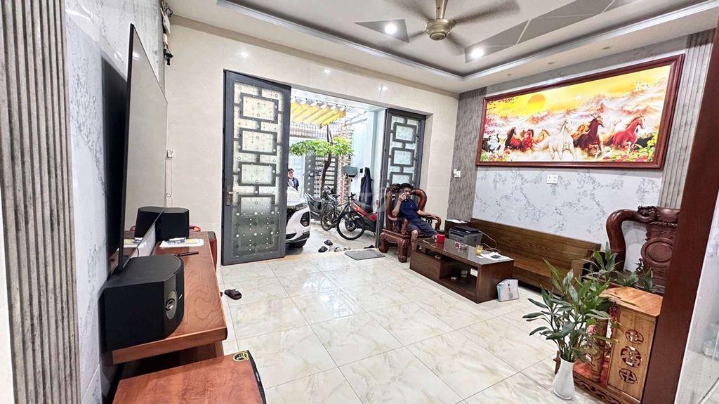 BÁN NHÀ 3 TẦNG BTCT ĐÚC HẺM XE HƠI ĐƯỜNG LÂM THỊ HỐ- TRUNG MỸ TÂY 