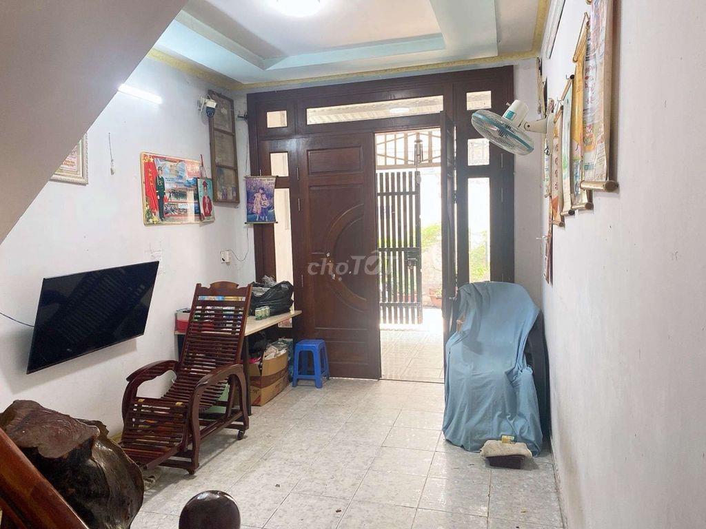 BÁN NHÀ 2 TẦNG BTCT ĐÚC HẺM XE HƠI ĐƯỜNG TÂN THỚI HIỆP PHƯỜNG TÂN THOI