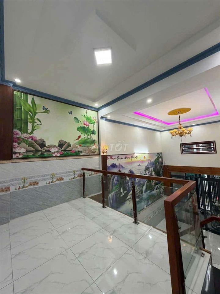 BÁN NHÀ ĐẸP KIÊN CỐ DT 4,3X19 ĐƯỜNG LÊ VĂN KHƯƠNG PHƯỜNG THỚITÂNHIỆP
