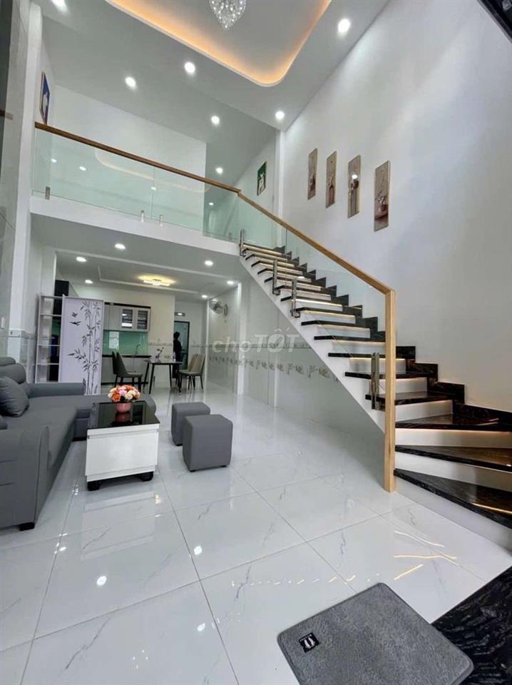BÁN NHÀ ĐẸP 2 TẦNG KIÊN CỐ NGAY CHỢ ĐƯỜNG LÊ VĂN KHƯƠNG TÂN THỚI HIỆP