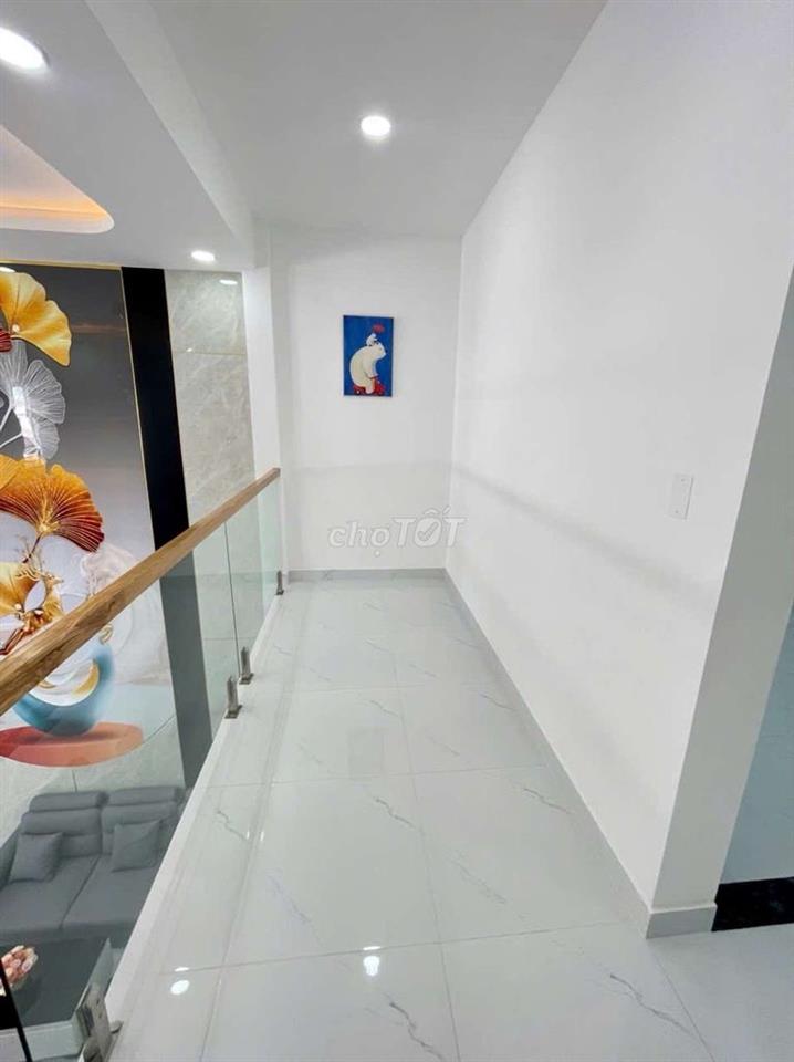 BÁN NHÀ ĐẸP 2 TẦNG KIÊN CỐ NGAY CHỢ ĐƯỜNG LÊ VĂN KHƯƠNG TÂN THỚI HIỆP