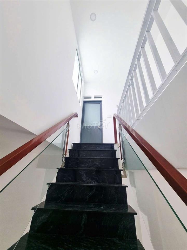 BÁN NHÀ ĐẸP 2 TẦNG KIÊN CỐ HẺM XE HƠI ĐƯỜNG TRẦN THỊ NĂM TRUNG MỸ